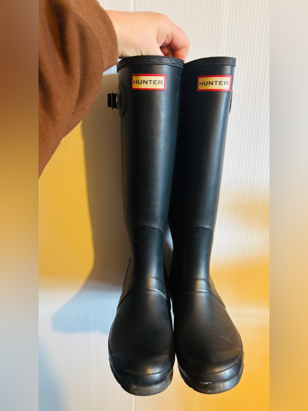 Hunter Black Rain Boot size 7 - Picture 4 of 5